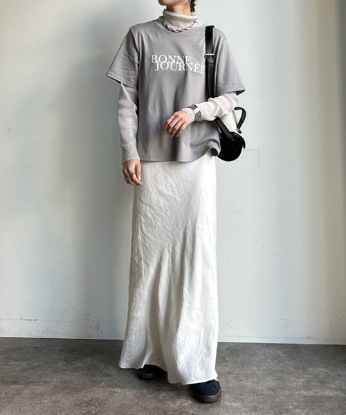 DouDou(ドゥドゥ)の「【WEB限定】ラメチュールレイヤードロゴTEE(Tシャツ/カットソー・レディース・オフホワイト/ブラック/グレー・FREE)」の14枚目の写真