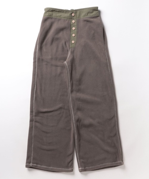 mi via loca（ミヴィアロカ）の「Vintageライク ボタン布帛使い フリースボア イージーパンツ（その他パンツ・レディース・チャコールグレー/ベージュ/ピンク・FREE）」の5枚目の写真