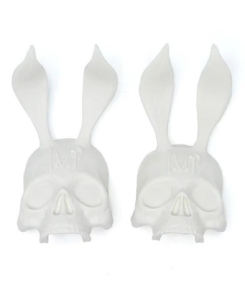 BBIMP(ビービーアイエムピー)の「ストリートファッション BBIMP ビービーアイエムピー BUNNY SKULL LACE バニースカルレース スニーカー アクセサリー(シューズ小物/雑貨・レディース・ホワイト/ブラック・ONE SIZE)」の11枚目の写真