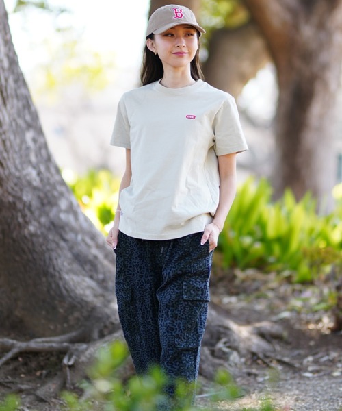CHUMS(チャムス)の「CHUMS/チャムス Tシャツ LOGO CH11-2279(Tシャツ/カットソー・レディース・ホワイト/グレイッシュベージュ/ブラック/ブルー/マルチ・M/L)」の15枚目の写真