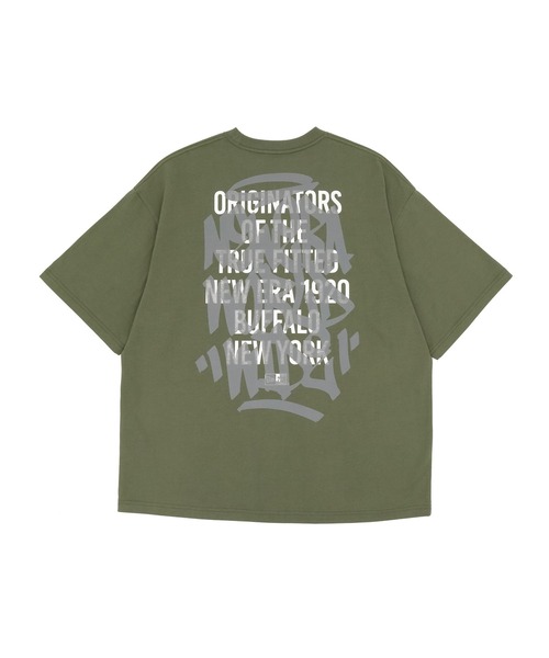 NEW ERA(ニューエラ)の「ニューエラ 半袖Tシャツ オーバーサイズ ONSPOTZ別注(Tシャツ/カットソー・メンズ・ブラック/ホワイト/ダークグレー/パープル/オフホワイト/ネイビー/オリーブ/ホワイト系その他2/ブラック系その他/ネイビー系/グレー系その他/ホワイト系その他・XL/L/M/XXL/S)」の13枚目の写真