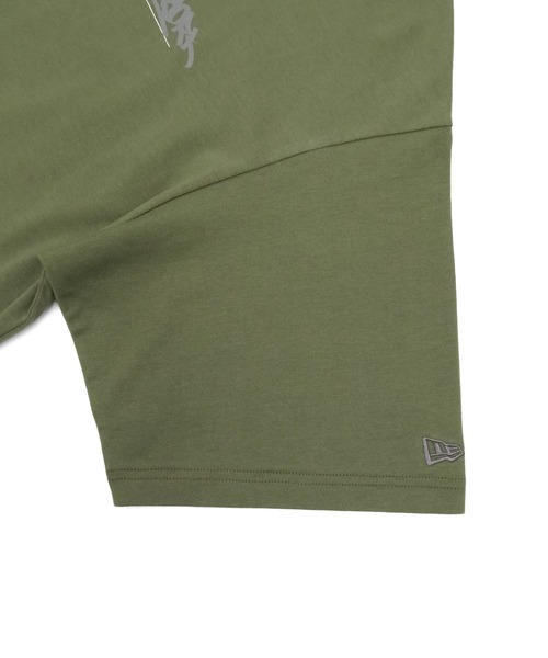 NEW ERA(ニューエラ)の「ニューエラ 半袖Tシャツ オーバーサイズ ONSPOTZ別注(Tシャツ/カットソー・メンズ・ブラック/ホワイト/ダークグレー/パープル/オフホワイト/ネイビー/オリーブ/ホワイト系その他2/ブラック系その他/ネイビー系/グレー系その他/ホワイト系その他・XL/L/M/XXL/S)」の17枚目の写真