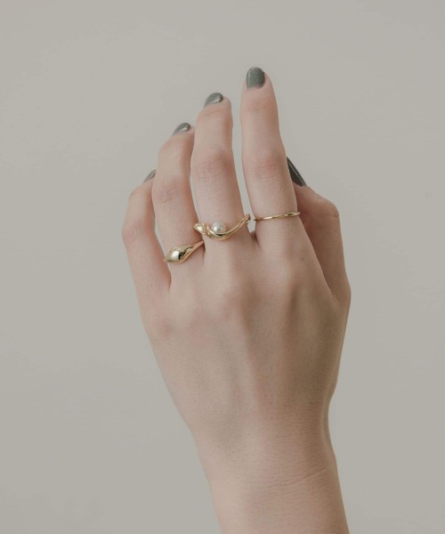 SMELLY（スメリー）の「3セットリング（リング・レディース・ゴールド・-）」の3枚目の写真