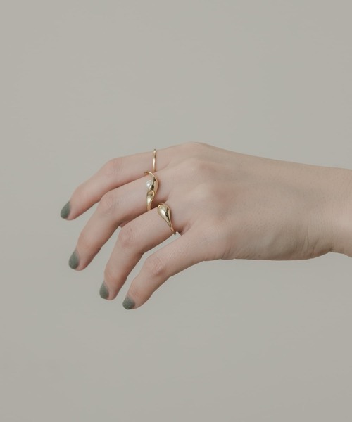 SMELLY（スメリー）の「3セットリング（リング・レディース・ゴールド・-）」の4枚目の写真