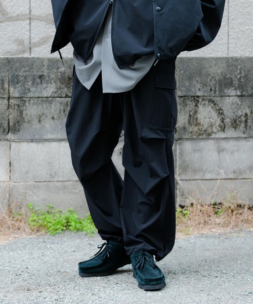Uiscel（ユイセル）の「Uiscel　リップストップカーゴパンツ（その他パンツ・メンズ・チャコールグレー/ブラック・MEDIUM/LARGE）」の3枚目の写真