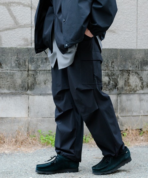 Uiscel（ユイセル）の「Uiscel　リップストップカーゴパンツ（その他パンツ・メンズ・チャコールグレー/ブラック・MEDIUM/LARGE）」の5枚目の写真