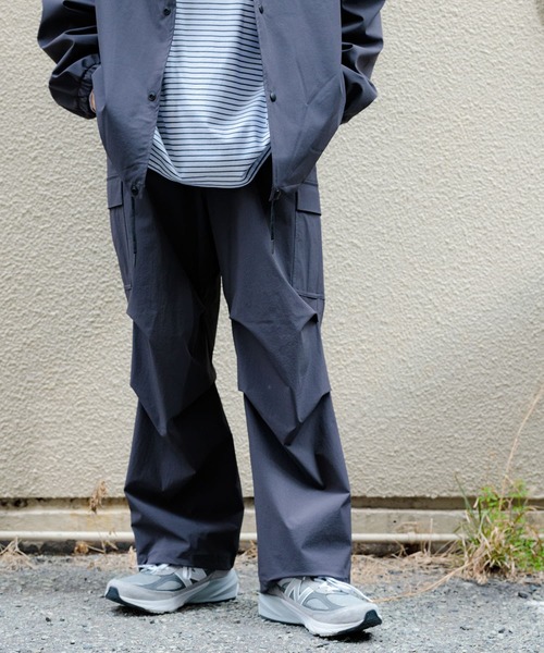 Uiscel（ユイセル）の「Uiscel　リップストップカーゴパンツ（その他パンツ・メンズ・チャコールグレー/ブラック・MEDIUM/LARGE）」の9枚目の写真