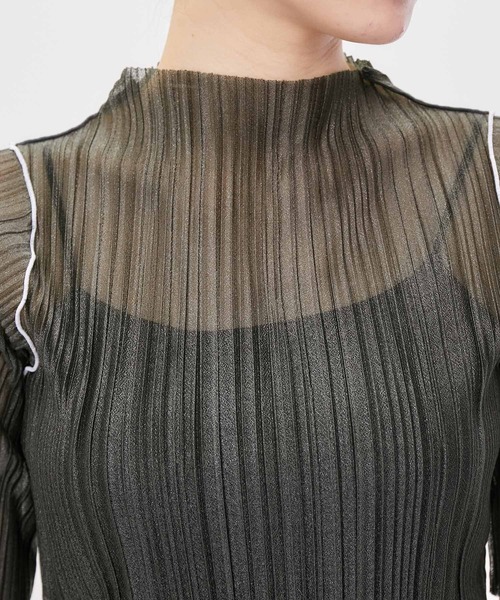 ROPE' PICNIC（ロペピクニック）の「シアープリーツプチハイネックカットトップス（Tシャツ/カットソー・レディース・オフホワイト/チャコールグレー/ブルー・38）」の11枚目の写真