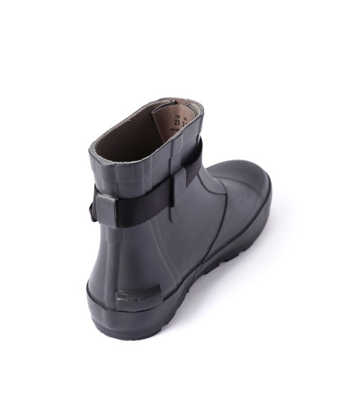MHL.（エムエイチエル）の「MHL RUBBER RAINBOOT（レインシューズ・レディース・チャコール・25/24/23）」の3枚目の写真