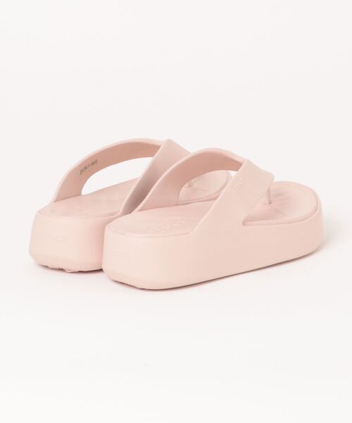 crocs(クロックス)の「クロックス ゲッタウェイ プラットフォーム フリップ / crocs Getaway Platform Flip(サンダル・レディース・ブラック/ブラウン/ピンク/ホワイト・21cm/22cm/23cm/24cm/25cm)」の6枚目の写真