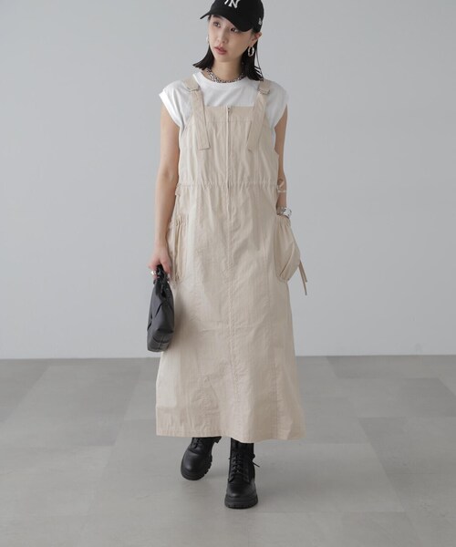 FREE'S MART(フリーズマート)の「フロントジップジャンパースカート(ワンピース・レディース・カーキ/ベージュ/ブラック・SMALL/MEDIUM)」の12枚目の写真