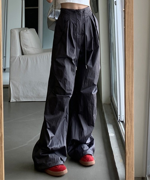 LAFFMO（ラフモ）の「ナイロンカーゴワイドパンツ（その他パンツ・レディース・ブラック/ダークグレー・F）」の20枚目の写真