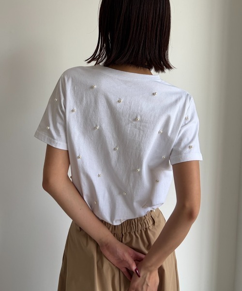 AIC.（エーアイシー）の「パール付きコンパクトTシャツ（Tシャツ/カットソー・レディース・オフホワイト/チャコールグレー・FREE）」の8枚目の写真