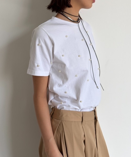 AIC.（エーアイシー）の「パール付きコンパクトTシャツ（Tシャツ/カットソー・レディース・オフホワイト/チャコールグレー・FREE）」の11枚目の写真
