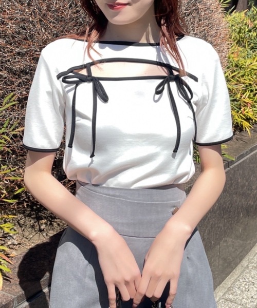 NOMAE（ノーマエ）の「【新色追加】カットアウトパイピングリボントップス（Tシャツ/カットソー・レディース・ホワイト/ベージュ/ブラック/グレー/アイボリー・FREE）」の6枚目の写真