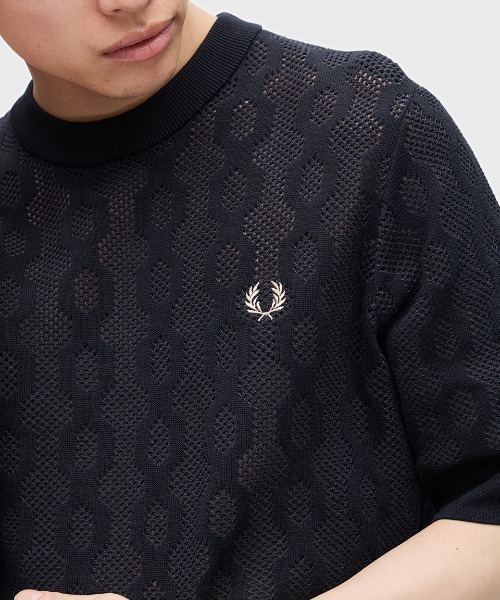 FRED PERRY(フレッドペリー)の「Open Knit T-Shirt(Tシャツ/カットソー・メンズ・ブラック・L/M)」の2枚目の写真