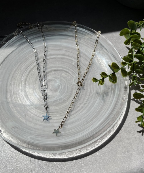 DouDou(ドゥドゥ)の「スターチャームマルチチェーンネックレス(ネックレス・レディース・シルバー/ゴールド・FREE)」の1枚目の写真