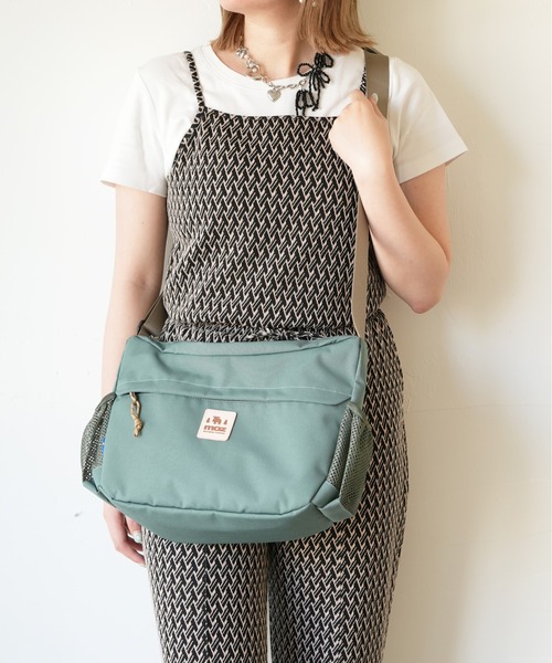 moz(モズ)の「【moz/モズ】 アウトドア ショルダーバッグ(ショルダーバッグ・レディース・ブラック/グレー/グリーン/キャメル/ベージュ/ライトグレー/ネイビー・FREE)」の5枚目の写真