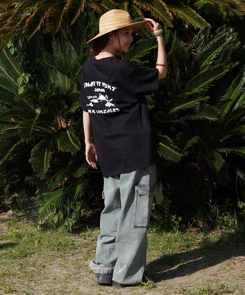 (What it isNt)ART BY MARKGONZALES(ワットイットイズント)の「【ムラサキスポーツ限定】(What it isNt)ART BY MARKGONZALES/ワット イット イズント マークゴンザレス オーバーサイズTシャツ 2H7-14564(Tシャツ/カットソー・レディース・ブラック/ホワイト・M/L/XL)」の15枚目の写真