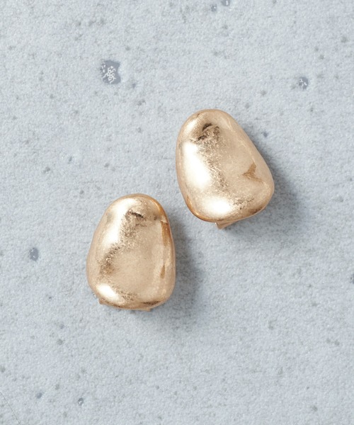 GOLDY(ゴールディ)の「ニュアンス プレート イヤリング(イヤリング・レディース・ゴールド系その他/シルバー系その他/ゴールド/シルバー・FREE)」の8枚目の写真