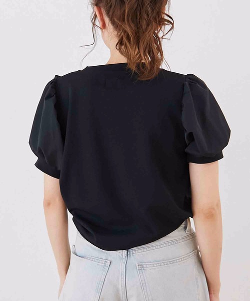 M y u(ミュー)の「リボンパフスリーブTシャツ(Tシャツ/カットソー・レディース・ホワイト/ブラック・MEDIUM/LARGE)」の16枚目の写真