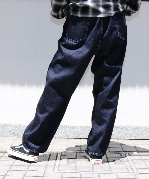 C.E.L.STORE（セルストア）の「tsuzuli / ツヅリ EZ DENIM 5P PANTS ONE WASH (UNISEX) TP2201 イージーデニムパンツ ワンウォッシュ（デニムパンツ・メンズ・インディゴブルー・2）」の4枚目の写真