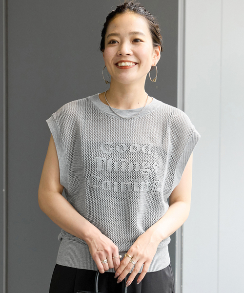 B.C STOCK（ベーセーストック）の「メッシュロゴニットプルオーバー（ニット/セーター・レディース・グリーン/グレー/アイボリー・FREE）」の2枚目の写真