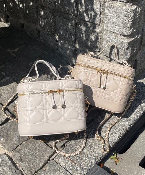 one wayザッカ（ワンウェイザッカ）の「キルティング3wayバニティバッグ（ショルダーバッグ・レディース・アイボリー/ブラック/ベージュ/ピンク・FREE）」の8枚目の写真