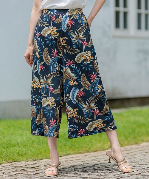 BELLUNA PLUS(ベルーナ)の「ヒンヤリ冷感イージーガウチョパンツ52丈(その他パンツ・レディース・ストライプ/ドット/ベージュ系/ブラック/ネイビー系・MEDIUM/LARGE/X-LARGE/SMALL)」の22枚目の写真