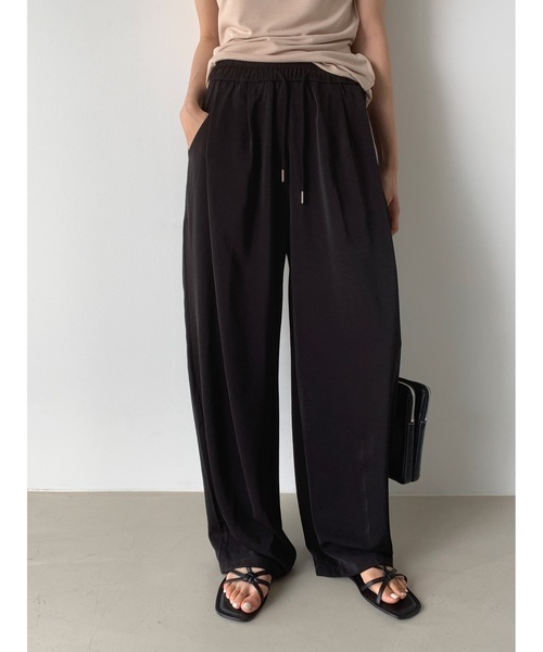 Didot.showroom（ディドット ショールーム）の「タックワイドリラックスパンツ（スウェットパンツ・レディース・アイボリー/ブラック/ベージュ・FREE）」の2枚目の写真