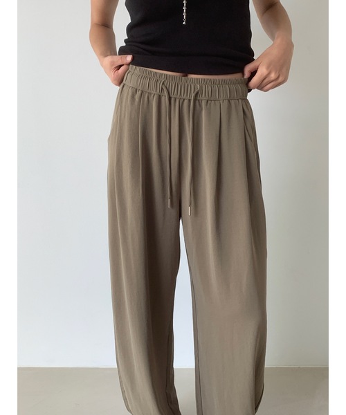 Didot.showroom（ディドット ショールーム）の「タックワイドリラックスパンツ（スウェットパンツ・レディース・アイボリー/ブラック/ベージュ・FREE）」の14枚目の写真