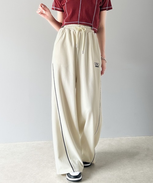 classicalelf（クラシカルエルフ）の「大人スポーティー。サイド切替ダンボールスウェットパンツ（セットアップ可能イージーパンツ）（スウェットパンツ・レディース・ホワイト系その他/ブラック・X-LARGE/SMALL/MEDIUM/LARGE）」の8枚目の写真