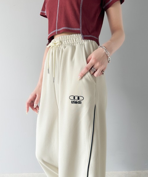 classicalelf（クラシカルエルフ）の「大人スポーティー。サイド切替ダンボールスウェットパンツ（セットアップ可能イージーパンツ）（スウェットパンツ・レディース・ホワイト系その他/ブラック・X-LARGE/SMALL/MEDIUM/LARGE）」の9枚目の写真