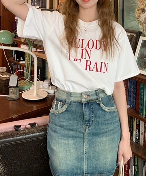SHEENA（シーナ）の「綿100％、英字ロゴプリントＴシャツ（Tシャツ/カットソー・レディース・ホワイト×レッド/ホワイト×ブルー・M）」の11枚目の写真