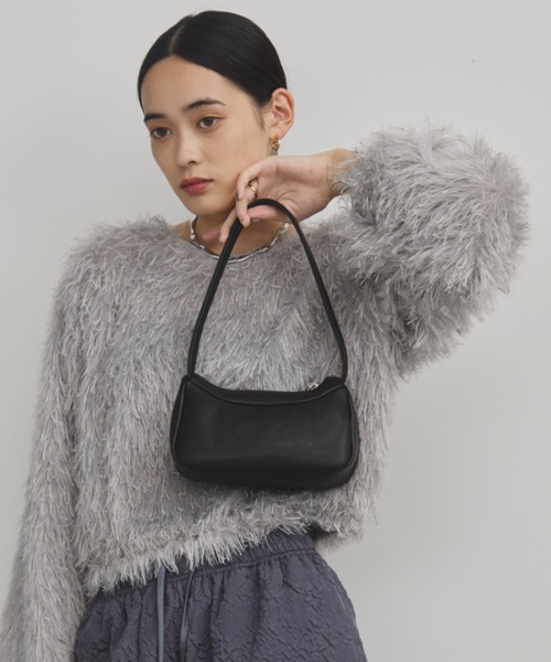 MERLOT（メルロー）の「フェイクレザーミニショルダーバッグ / 350mlペットボトル収納可能（ショルダーバッグ・レディース・ブラック/イエロー・FREE）」の2枚目の写真