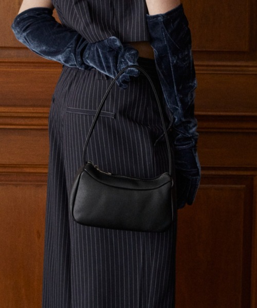 MERLOT（メルロー）の「フェイクレザーミニショルダーバッグ / 350mlペットボトル収納可能（ショルダーバッグ・レディース・ブラック/イエロー・FREE）」の20枚目の写真