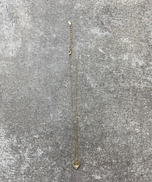 fredy emue（フレディエミュ）の「クリアハートトップネックレス（ネックレス・レディース・ブルー/ゴールド/グリーン/ピンク・FREE）」の17枚目の写真