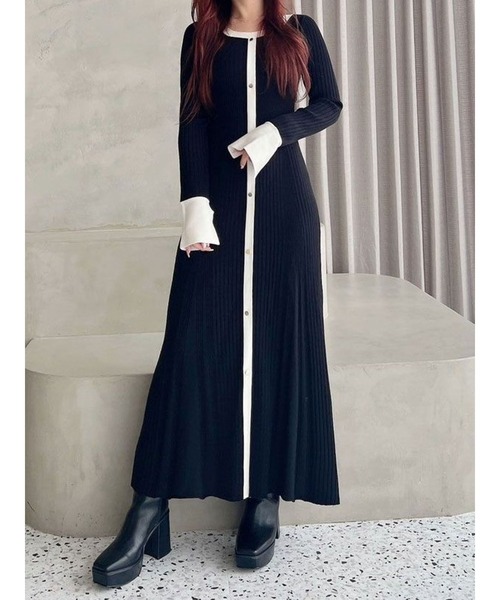 MERCURYDUO（マーキュリーデュオ）の「バイカラーフレアスリーブニットワンピース（ワンピース・レディース・パープル/ブラック/オフホワイト・SMALL/MEDIUM）」の3枚目の写真