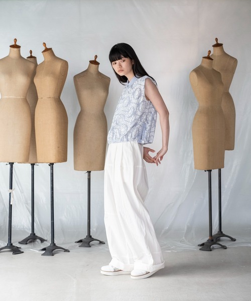 mintdesigns（ミントデザインズ）の「FROST FLOWER TOP / フロストフラワートップ（その他トップス・レディース・ホワイト/サックスブルー・2）」の5枚目の写真