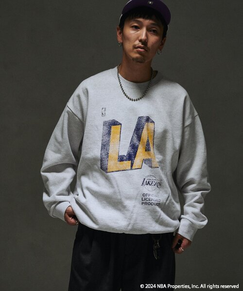 OFF THE COURT by NBA（オフザコートバイエヌビーエー）の「Off The Court by NBA / オフ・ザ・コート バイ NBA 別注 スウェット（スウェット・メンズ・オートミール/ネイビー/アイボリー/ブラック/ブラック系その他/オレンジ/グレー・LARGE/MEDIUM/SMALL）」の22枚目の写真