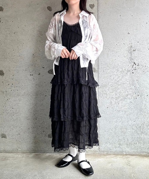 merrylatte(メリーラテ)の「シアージャガードフラワーショート丈ブラウス(シャツ/ブラウス・レディース・ホワイト・SMALL)」の9枚目の写真