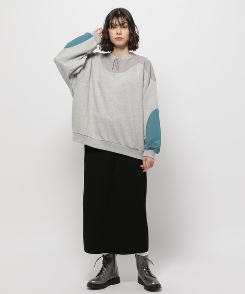 niko and（ニコアンド）の「ドッキングレースアッププルオーバー