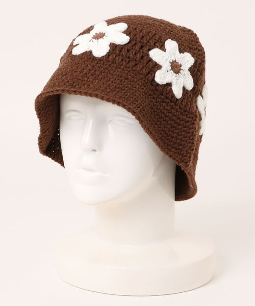 SPINNS（スピンズ）の「ニットバケットハット　フラワーデザイン（ハット・メンズ・ブラック/ブラウン・ONESIZE）」の2枚目の写真