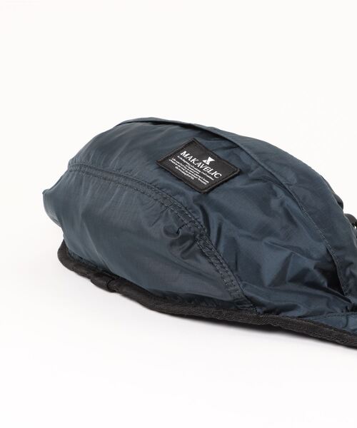 MAKAVELIC(マキャベリック)の「【62】【it】【MAKAVELIC】RICO SUPER LIGHT WAIST BAG(ボディバッグ/ウエストポーチ・レディース・ベージュ/ネイビー・FREE)」の15枚目の写真