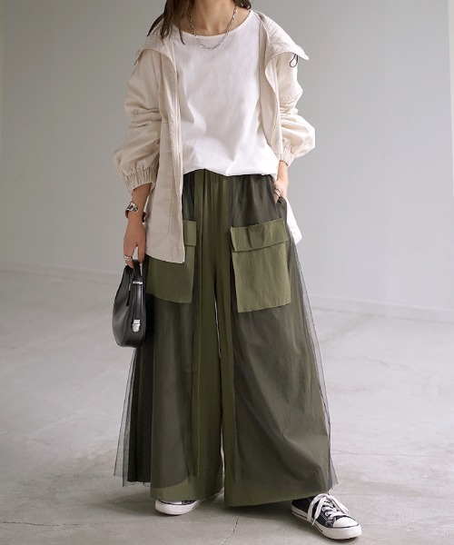 HUG.U（ハグユー）の「チュールレイヤード ワイドパンツ（カーゴパンツ・レディース・ブラック/ベージュ/カーキ・FREE）」の13枚目の写真