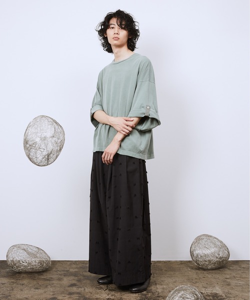 Dulcamara(ドゥルカマラ)の「ピグメントジャージーロールアップT(Tシャツ/カットソー・メンズ・ブラック/グリーン/ベージュ・0/1)」の9枚目の写真