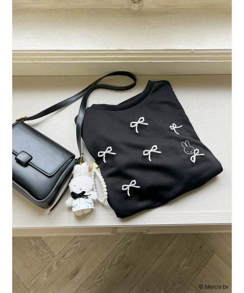 MIIA（ミーア）の「miffy パールリボンプルオーバー（スウェット・レディース・ブラック/オフホワイト・FREE）」の3枚目の写真