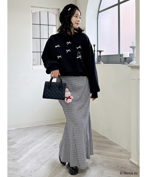 MIIA（ミーア）の「miffy パールリボンプルオーバー（スウェット・レディース・ブラック/オフホワイト・FREE）」の4枚目の写真