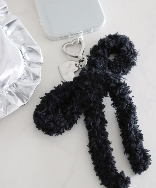 tiny tiny（ティニーティニー）の「毛糸リボンチャーム[tiny tiny(ティニーティニー)]（チャーム・レディース・イエロー/ブラック/ライトブルー・0）」の2枚目の写真