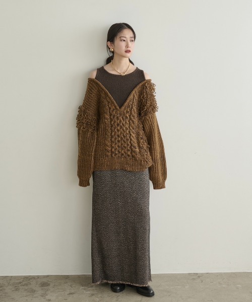 AIC.（エーアイシー）の「カットアウトループ編みニット（ニット/セーター・レディース・アイボリー/ブラウン・FREE）」の9枚目の写真